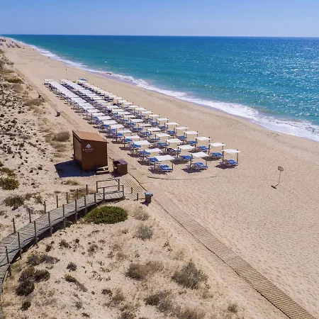 Ξενοδοχείο Ria Park &