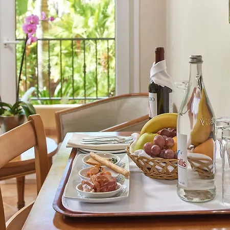 מלון Ria Park & אלמנסיל