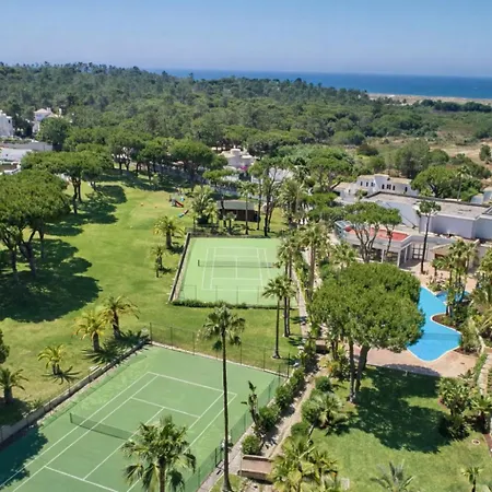 Ria Park & Hotel Almancil